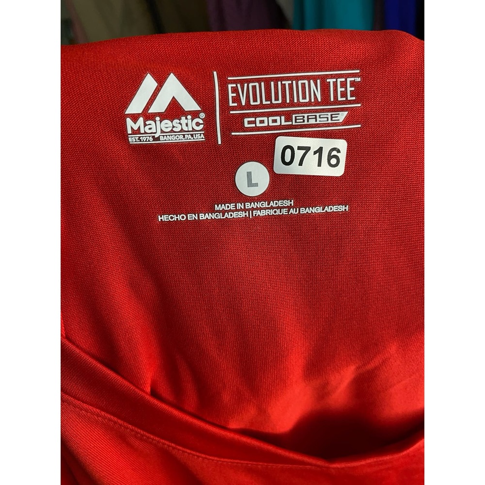 Majestic size L Unisex red Phillies short sleeve t-shirt 0716 - Picture 4 of 6